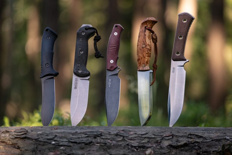 8 Best Survival Knives for Hiking Trips in 2026