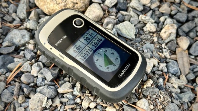 8 Best Handheld Gps Devices for Hiking in 2026