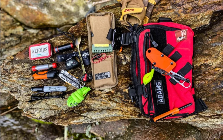 8 Best Survival Kits for Hiking Trips in 2026