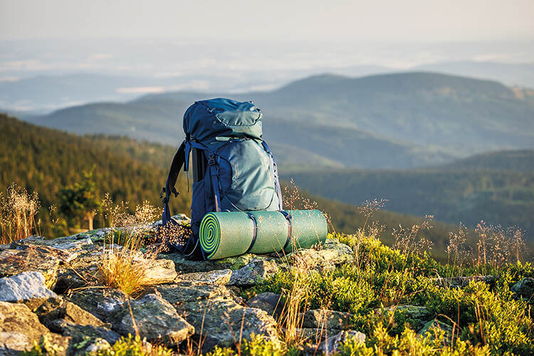 8 Best Hiking Travel Kits for Beginners in 2026